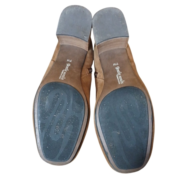 Gentle Souls Brown Suede Ankle Boots Women's Brown Booties size 7 - Picture 9 of 12